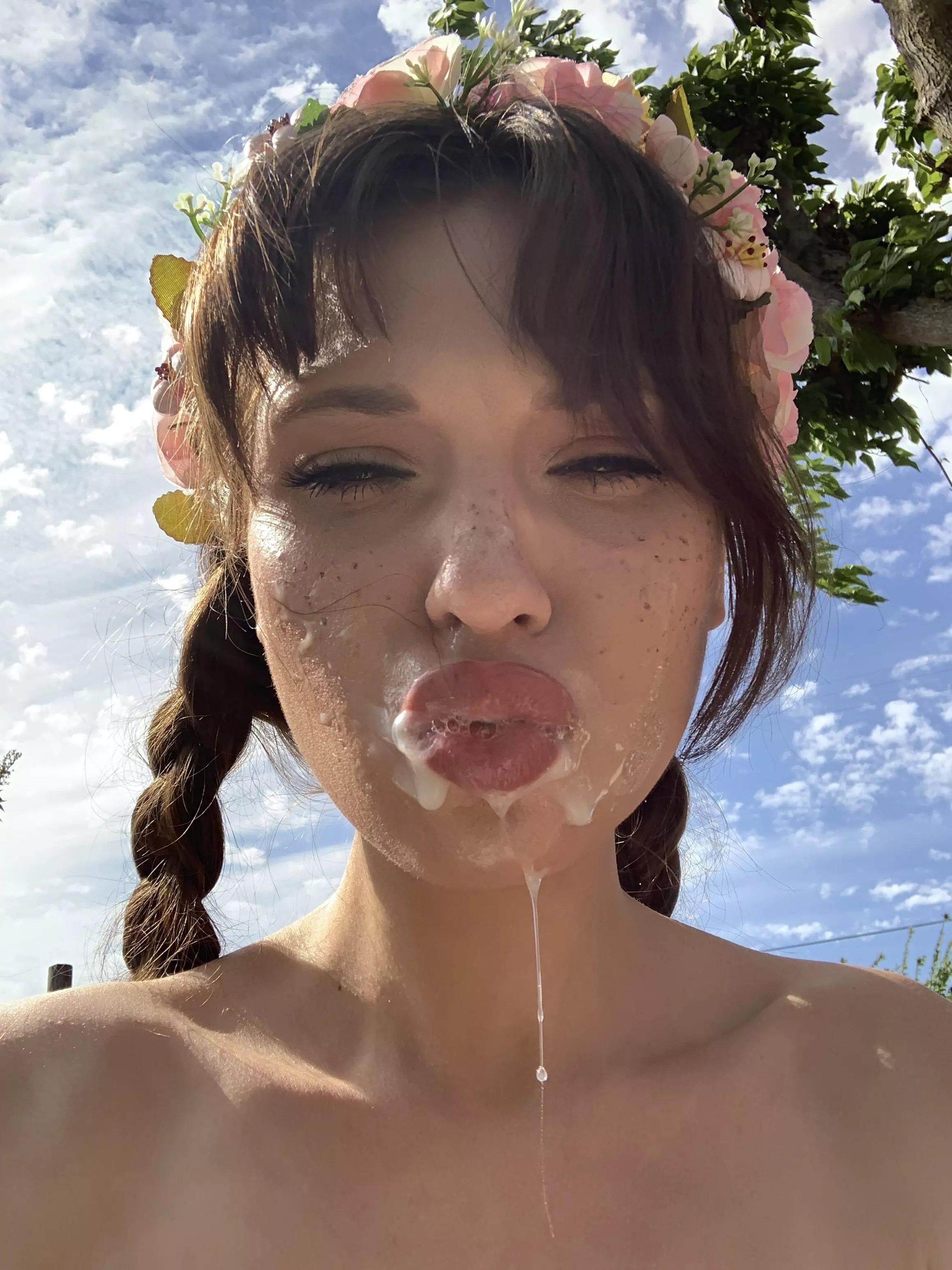 Sloppy kiss Sloppy kiss