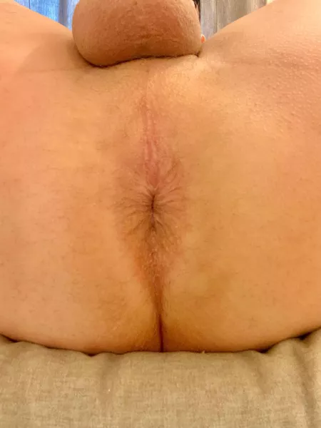 Slurp it up and stick your tongue inside me π