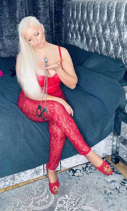 Sluts need to be trained, how else will you learn that your ass is there for my amusement only