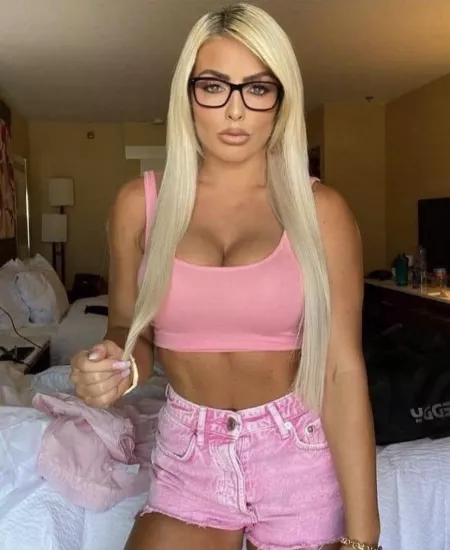 Slutty Stepmom Made For Pornπ€€
