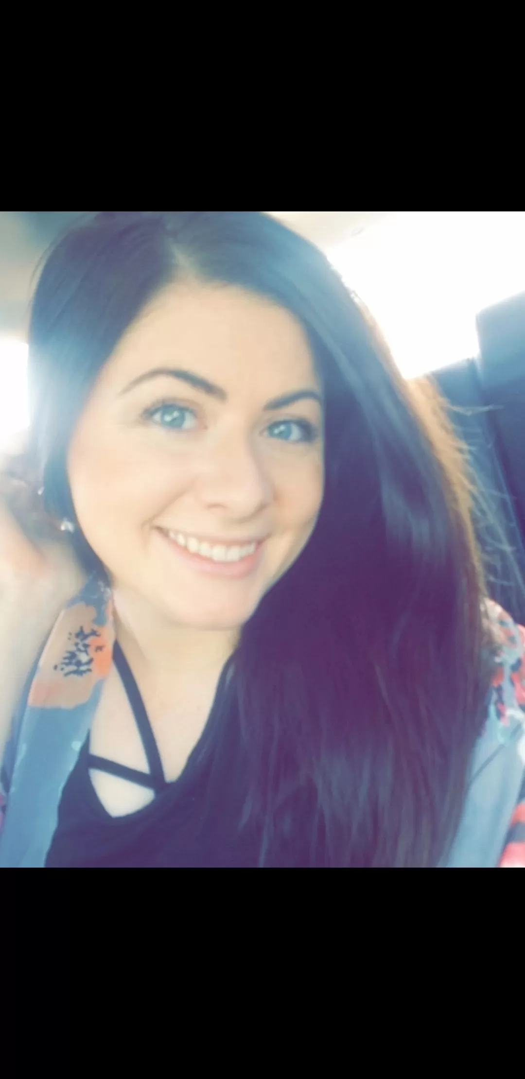 Small town gal looking to explore Small town gal looking to explore