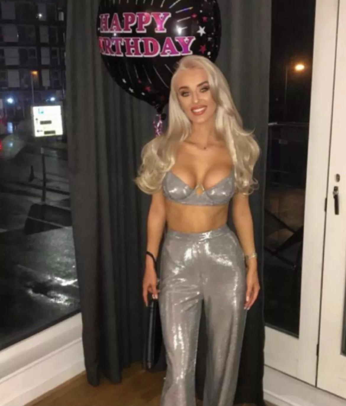 Small waist fake 🍉 Small waist fake 🍉