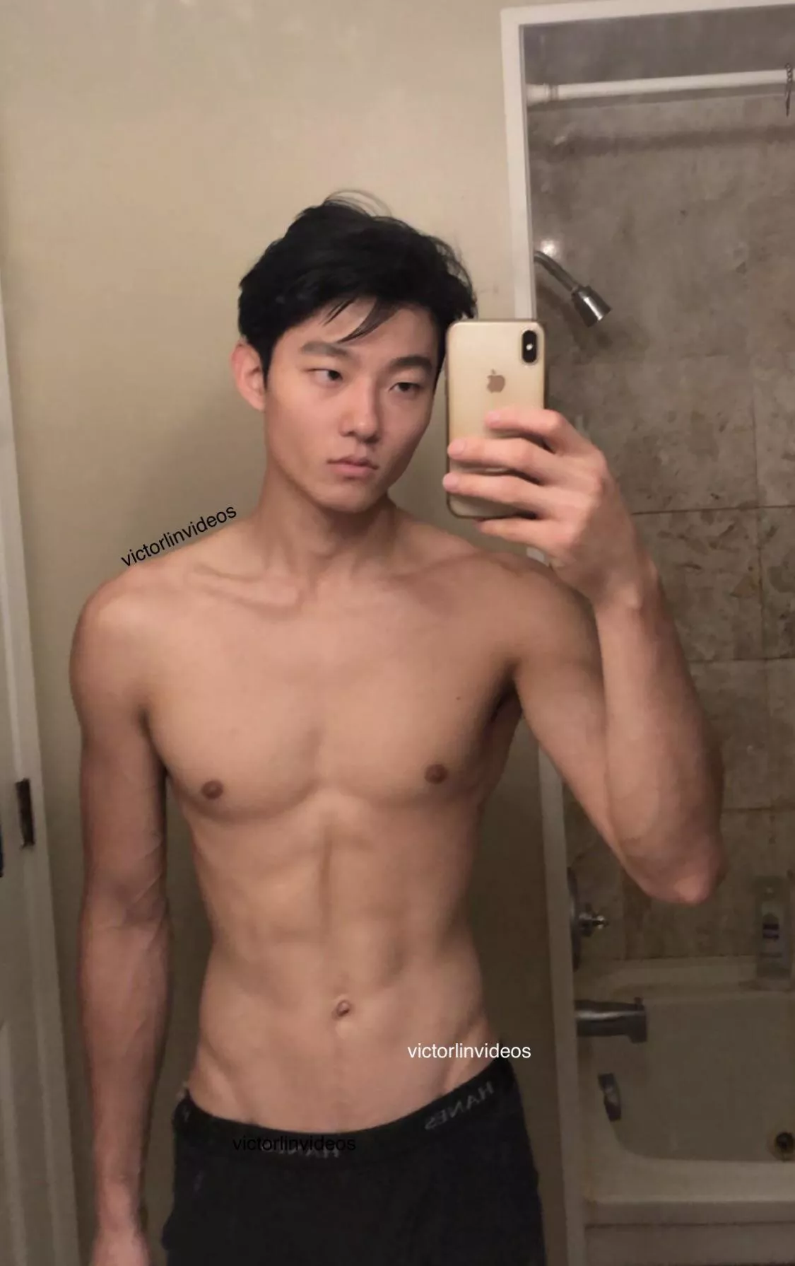 smash or pass this 6’2 korean guy?