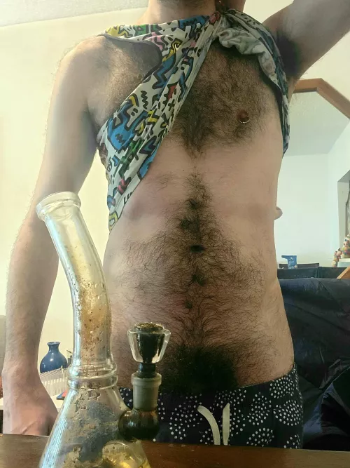 Smoke a bowl with me pls n thx