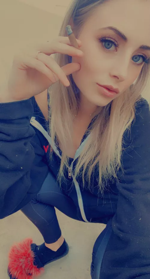 Smoking is the best πΏπ₯°