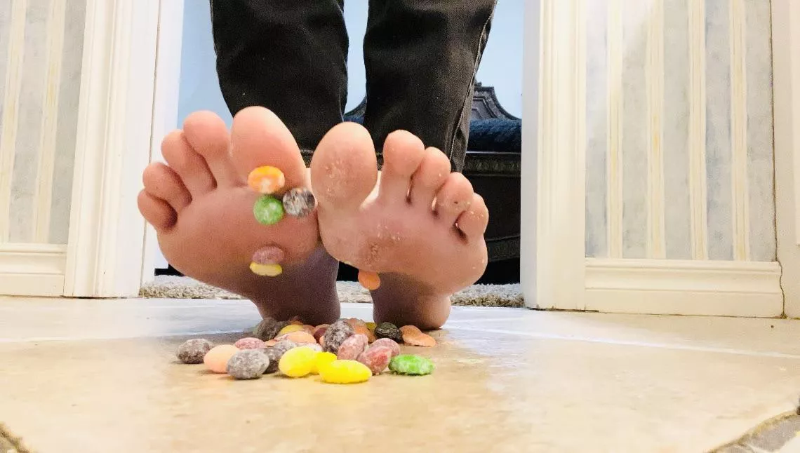 Snack time Daddy Snack time Daddy