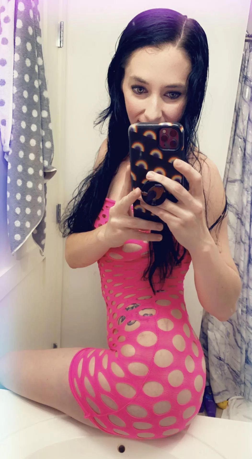 Snaps back 🖤👻🖤