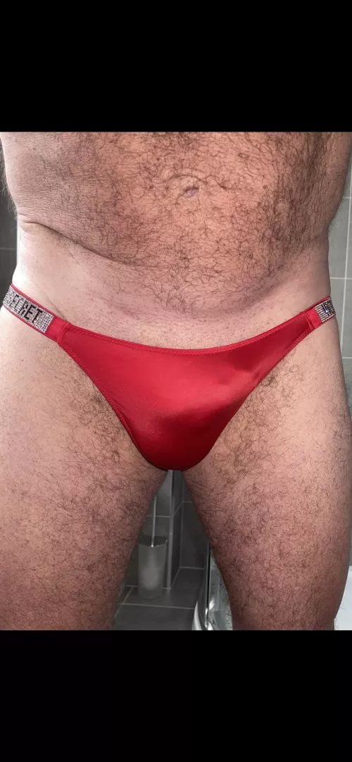 Sneaked these out the laundry basket, couldnβt resist putting them on