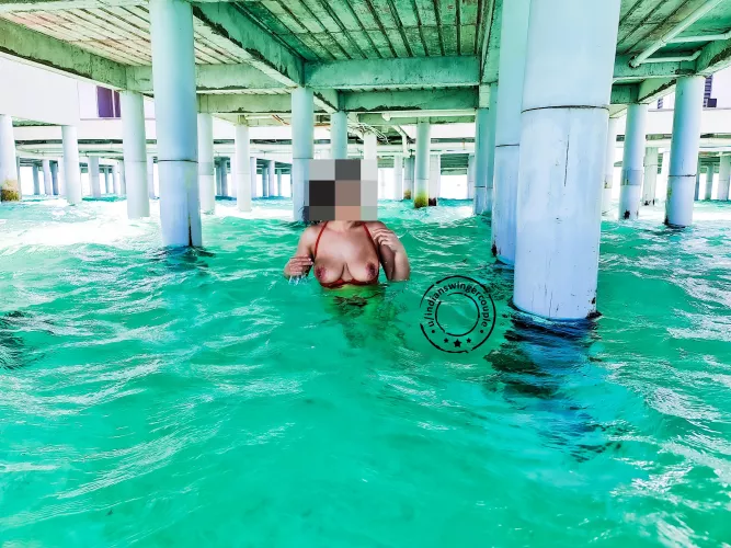 Sneaking Under [F][OC]