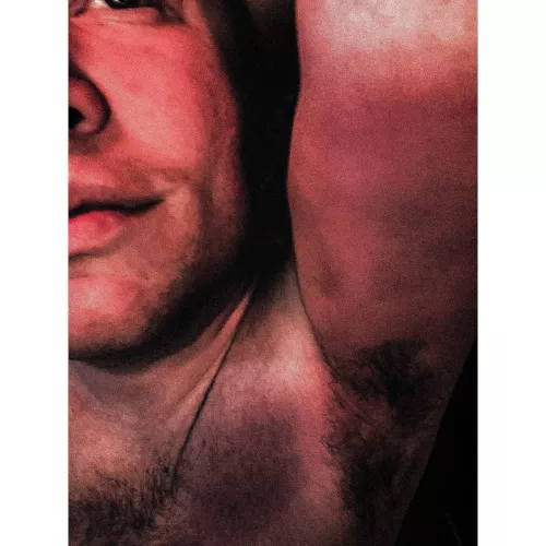 Sniff or shave? Lmk.