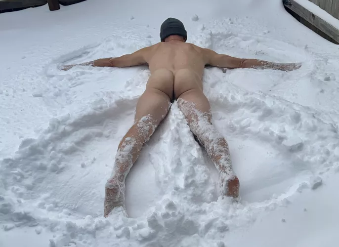 Snow devil. It’s like a snow angel except face-down. Because ❄️🍆🤏🥶