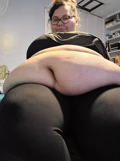 So big I barely fit into the frame π
π
