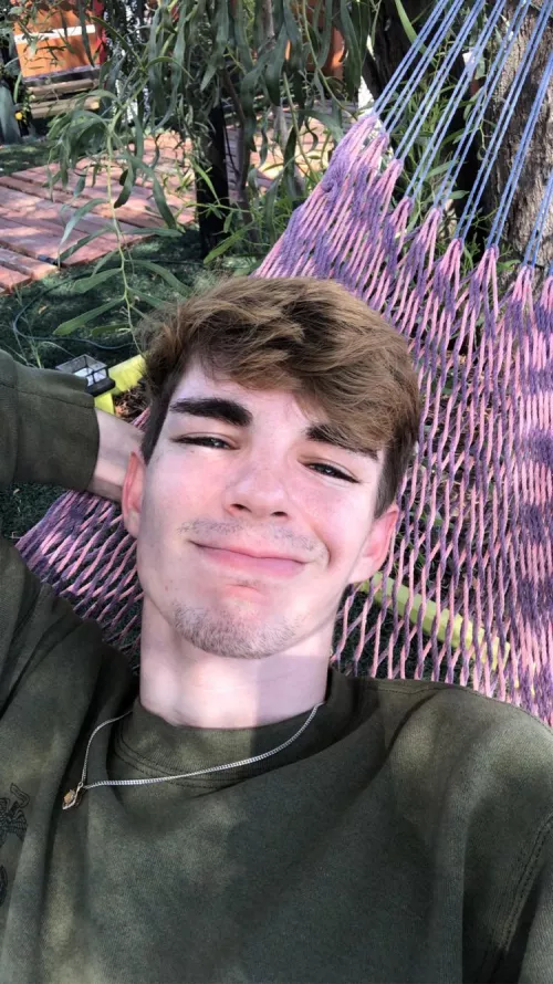 So bright! Anyone in the Phoenix,AZ area? So bright! Anyone in the Phoenix,AZ area?