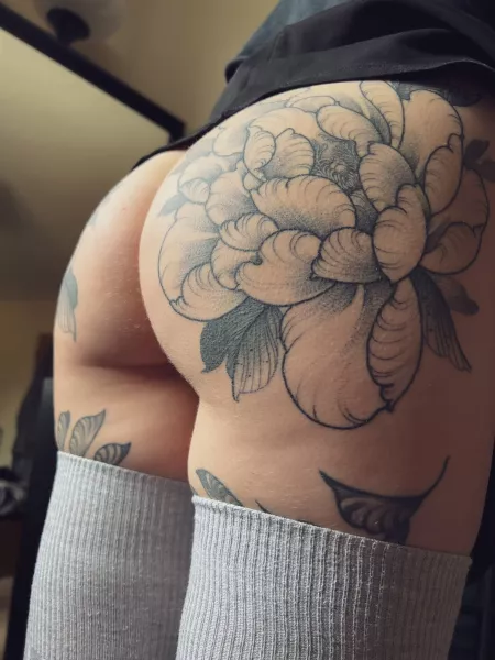 so damn thick so damn thick