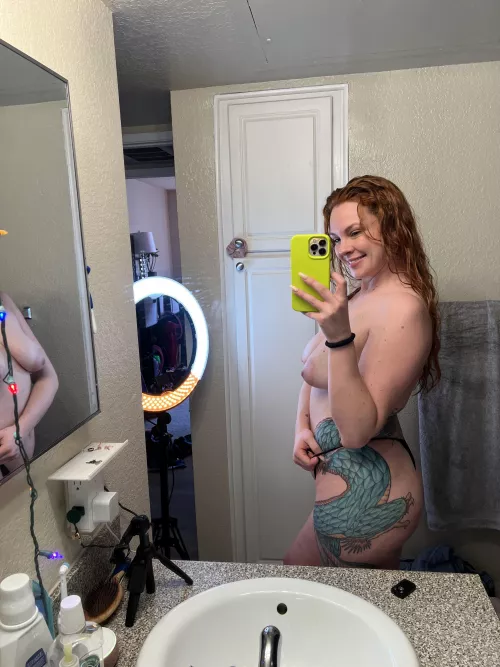 So fresh and so clean 🧼 right out of the shower 🥰