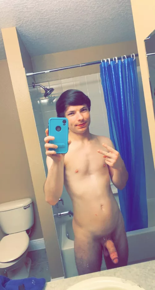 So fucking horny⦠wish someone would fuck me