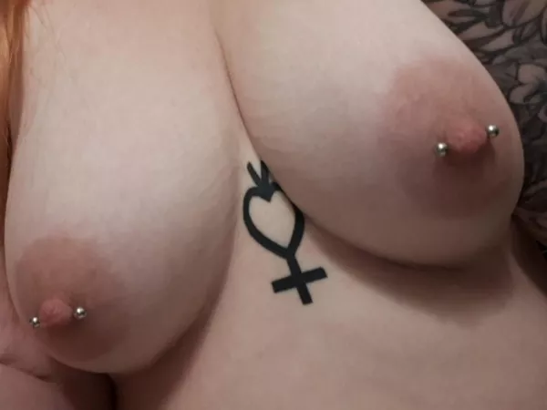 So glad my piercings are back :) So glad my piercings are back :)