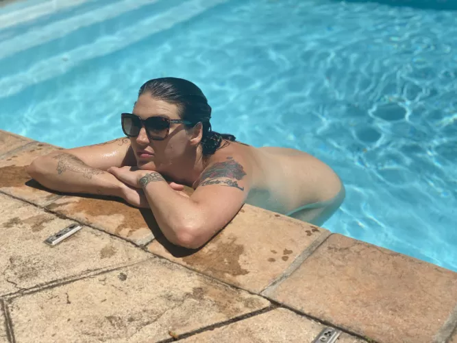 So hot, so cool 💦