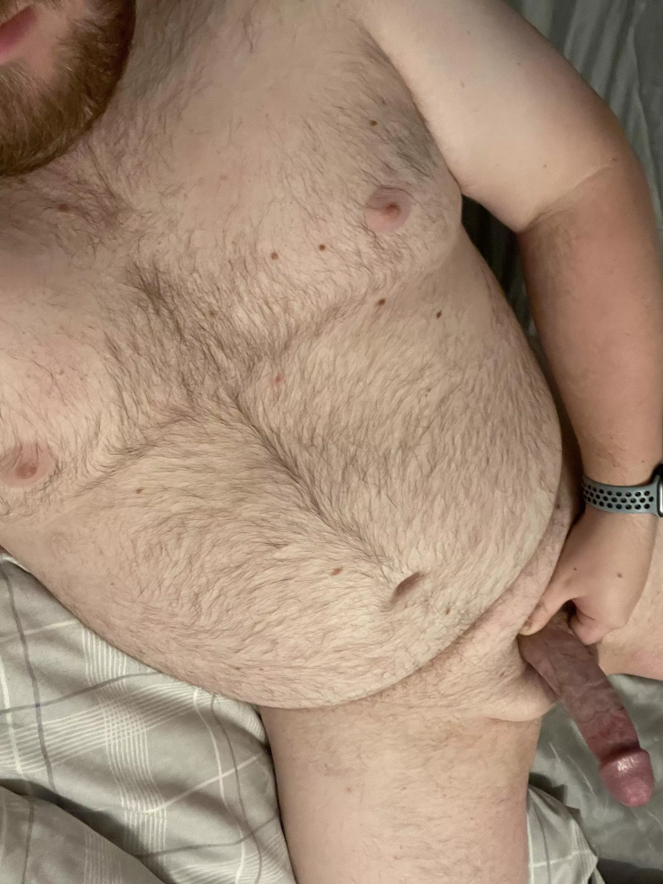 So I got a brand new king sized bed, anyone fancy joining me…. Maybe break it in ;)