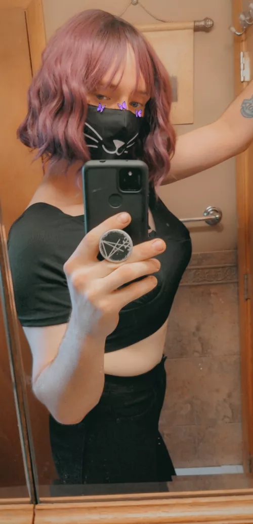 So much euphoria in this pic like damn. This is my new favorite shirt ๐ป I took lots of pics yd and kinda wanna share them all ๐ฅบ So much euphoria in this pic like damn. This is my new favorite shirt ๐ป I took lots of pics yd and kinda wanna share them all ๐ฅบ