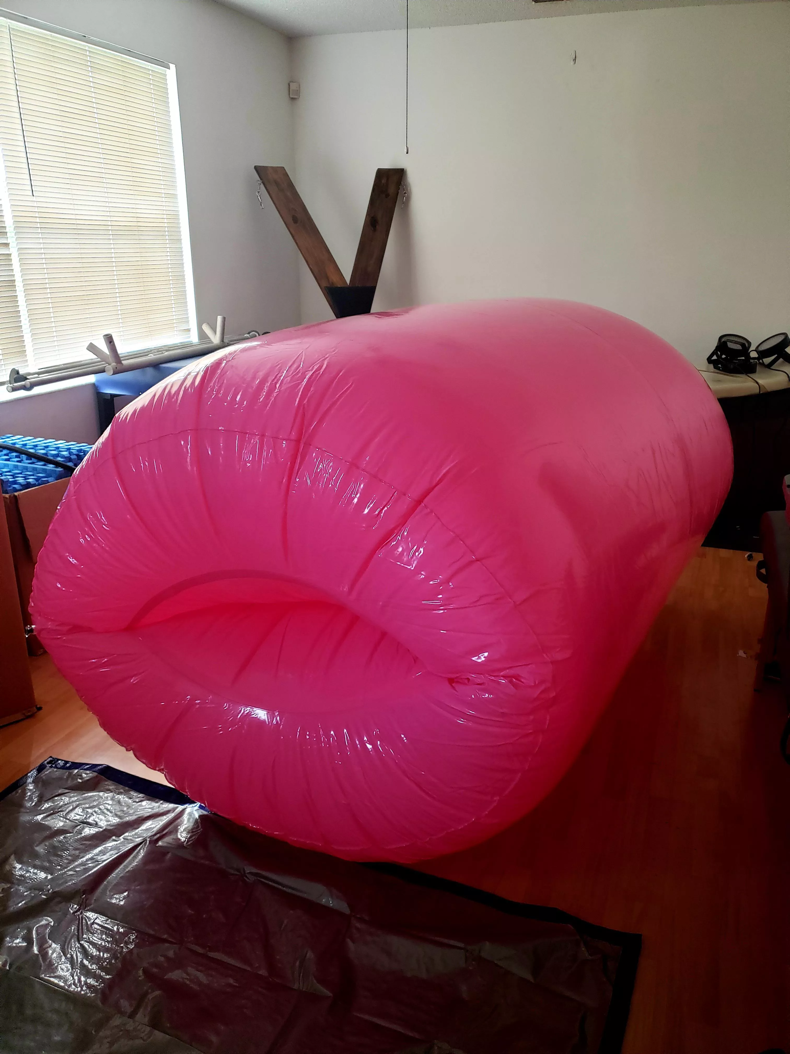 So this is my big vore toy ^-^. Bottle of lube, water resistant headphones. I call it my snake. So this is my big vore toy ^-^. Bottle of lube, water resistant headphones. I call it my snake.