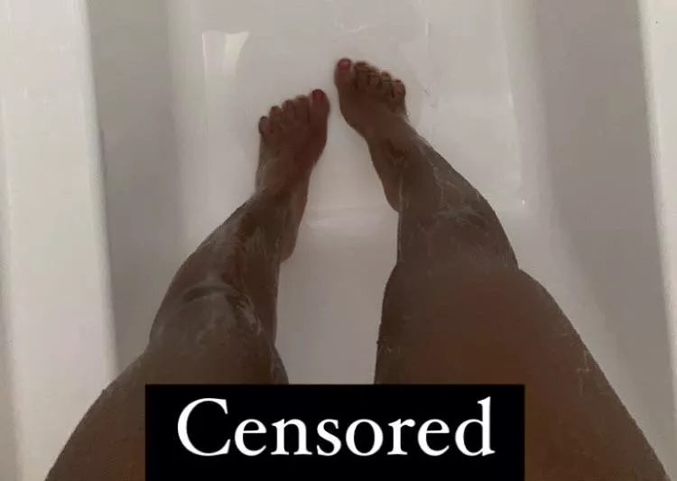 so wet 👅👅in both places 🙈