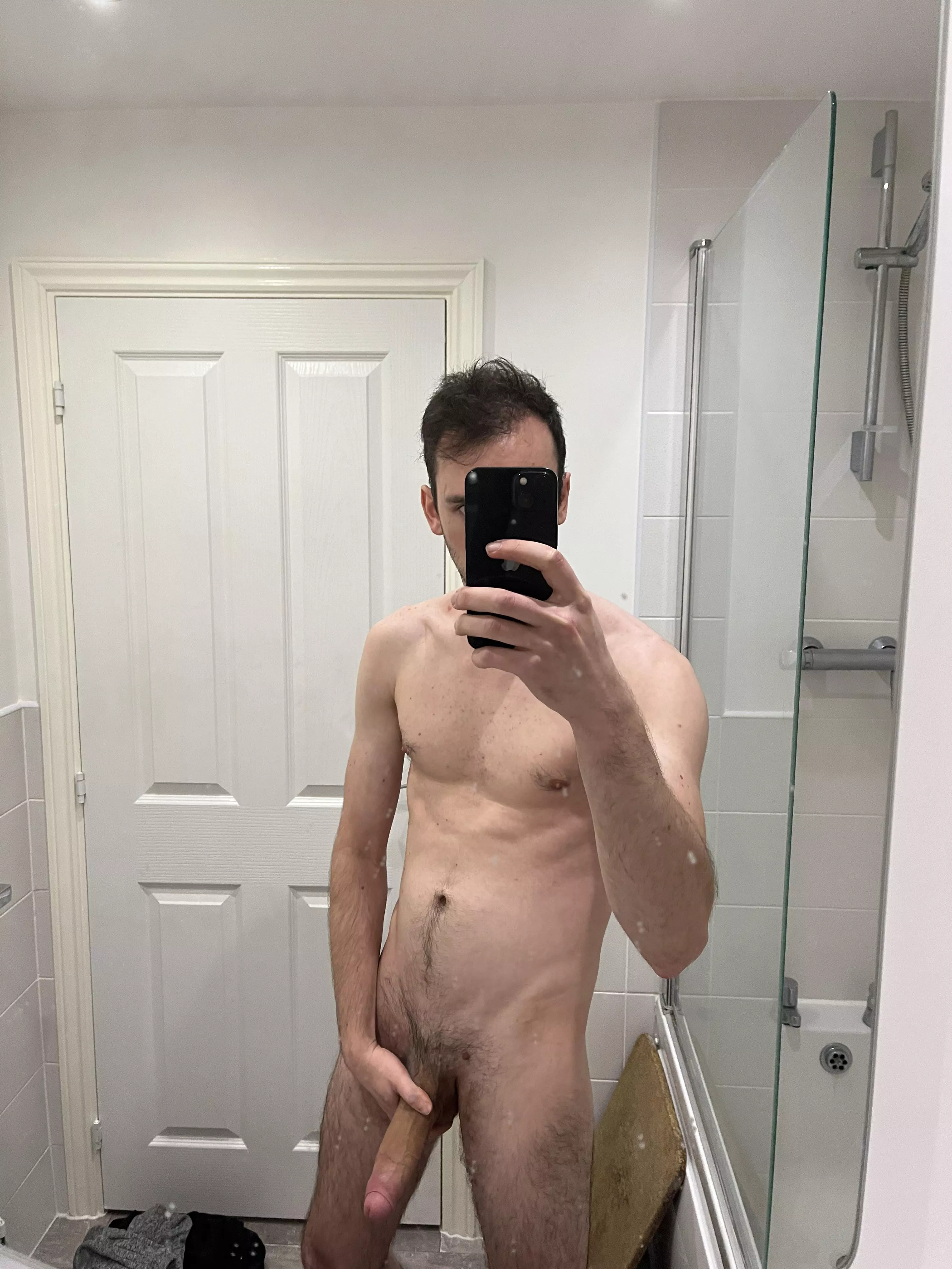 So who’s gonna be my valentine? 😏