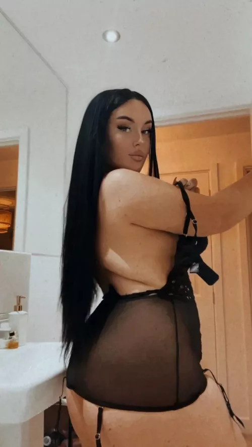 So you guys like big ass and tits huh? So you guys like big ass and tits huh?
