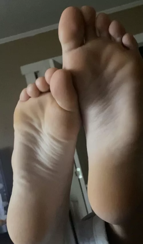 soles or toes? soles or toes?