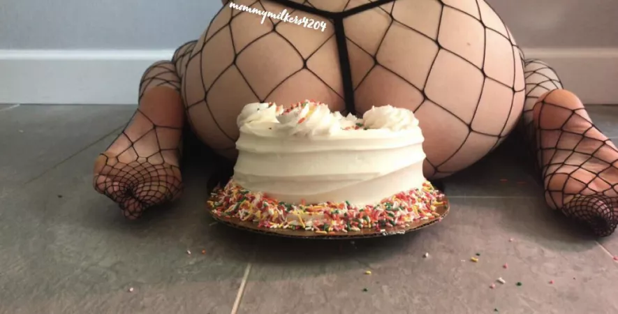 some cake in cake ๐