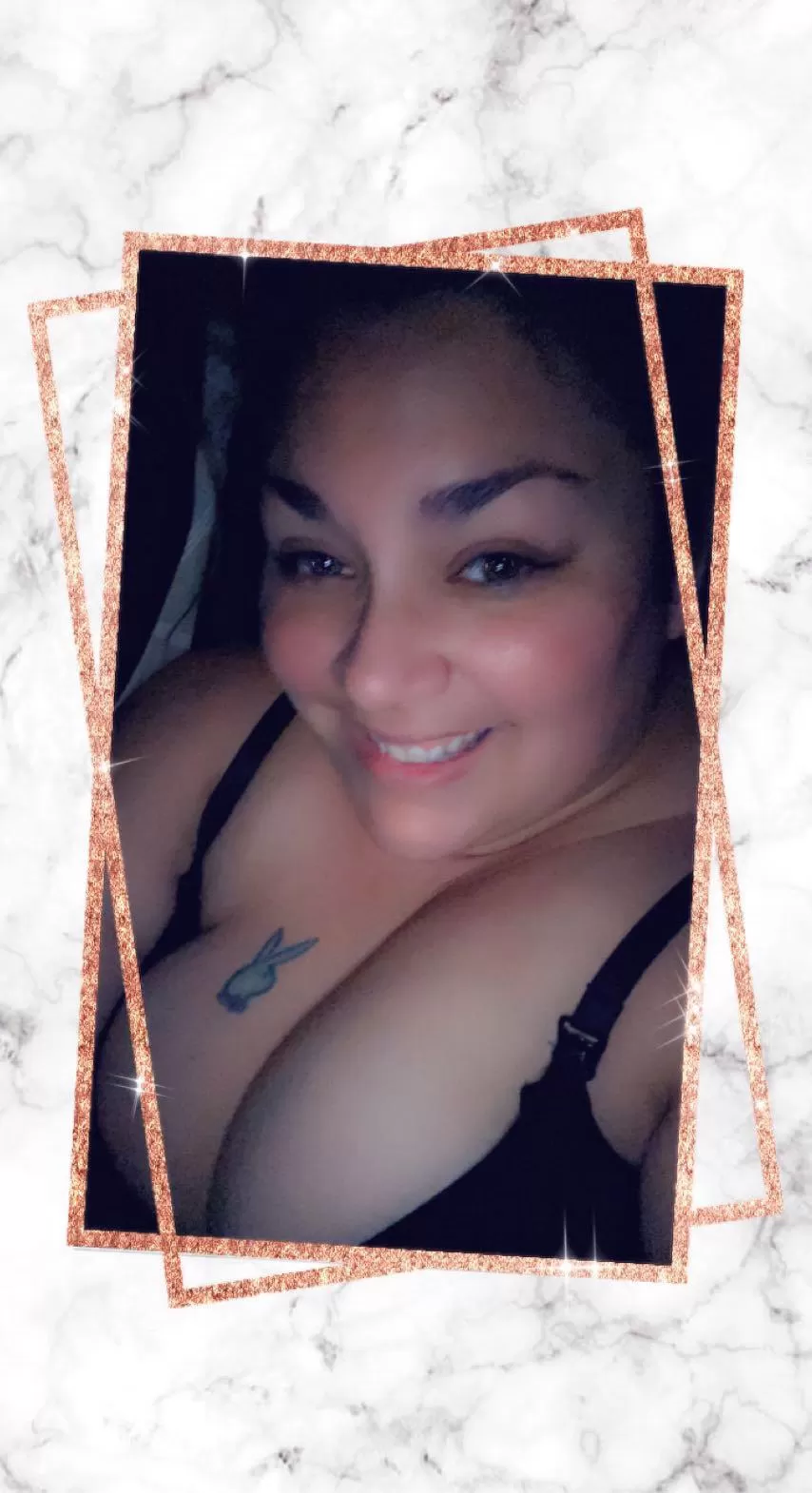 Some good ol fashion Night Time cleavage Some good ol fashion Night Time cleavage