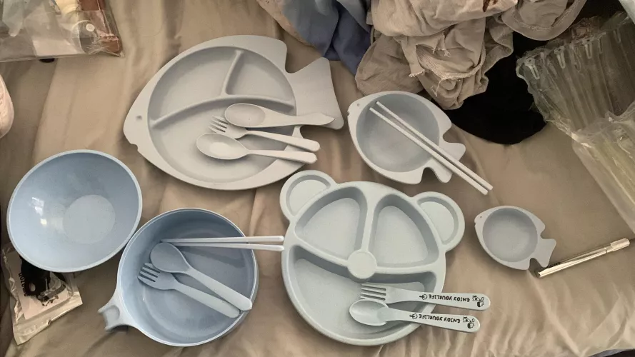 some of the baby plates and bowls my Daddy got for me π₯Ίπ³