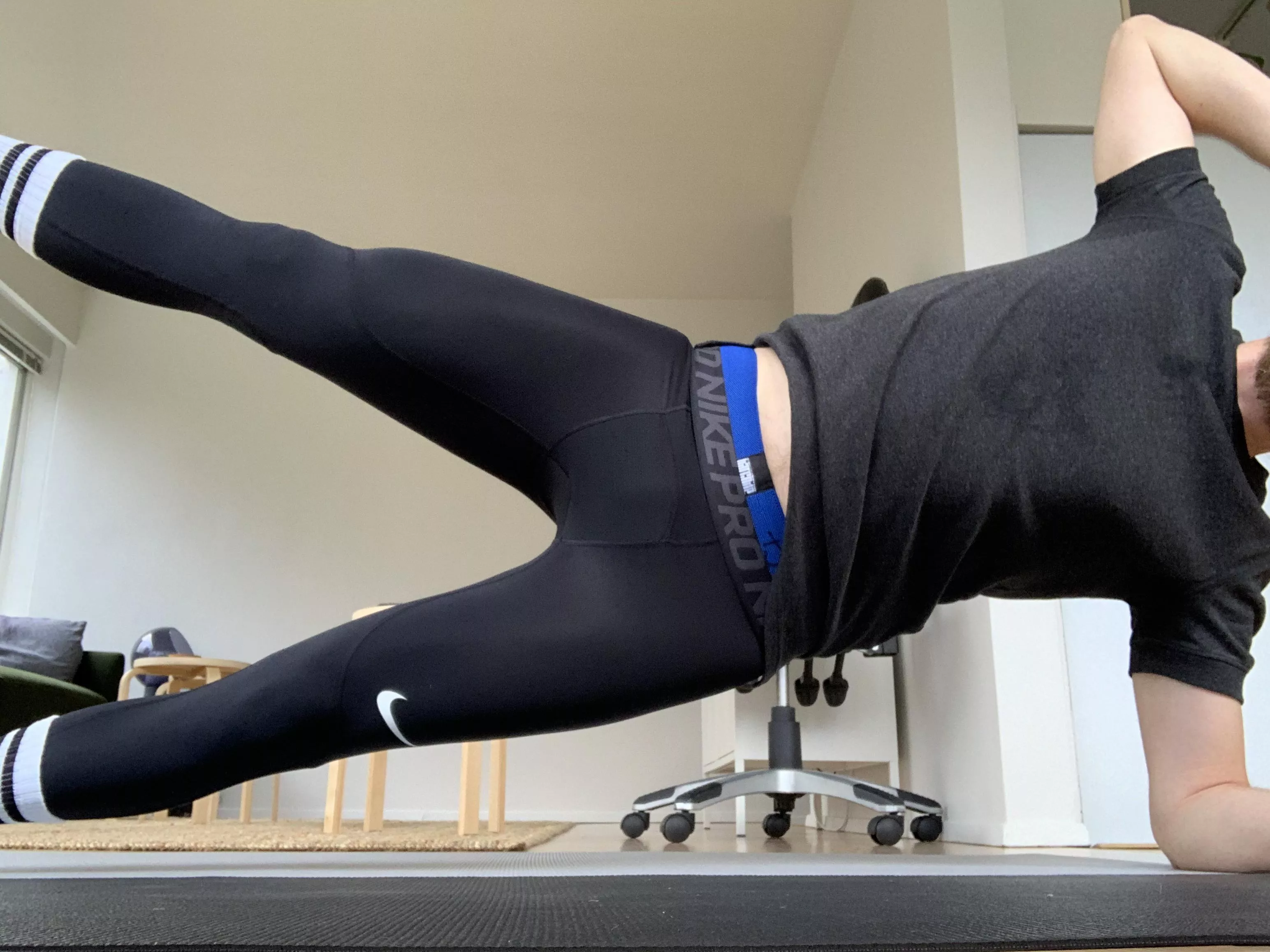 Some strength training this afternoon as part of a Coach approved regime - keeping it up for tryouts! Some strength training this afternoon as part of a Coach approved regime - keeping it up for tryouts!