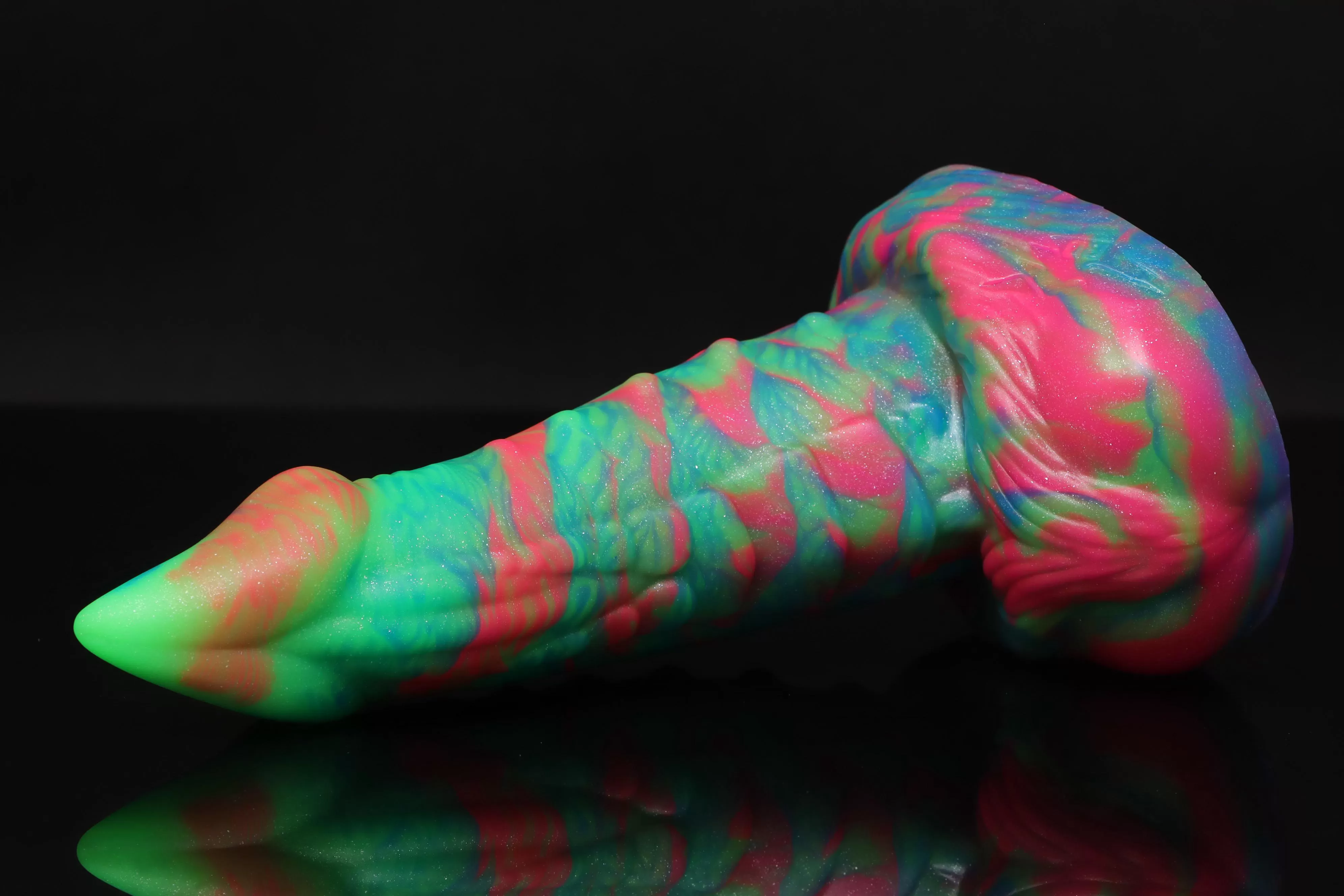 Somehow managed to snag this today 😳 I’m so excited! S/S Demon Peen