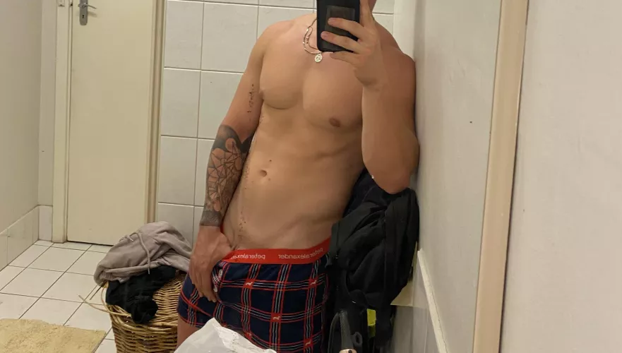 Someone call me Daddy π₯΅