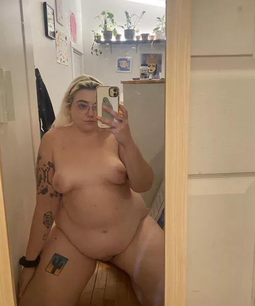 Someone called me huge today but I don’t know 😔 I think I could be bigger…