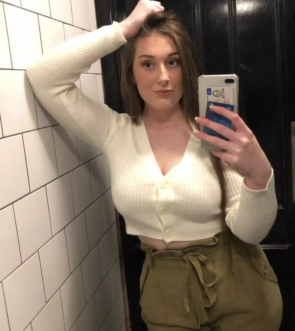 Someone cock/cumtribute her (keep private) and send to my kik DickedPeaches Someone cock/cumtribute her (keep private) and send to my kik DickedPeaches