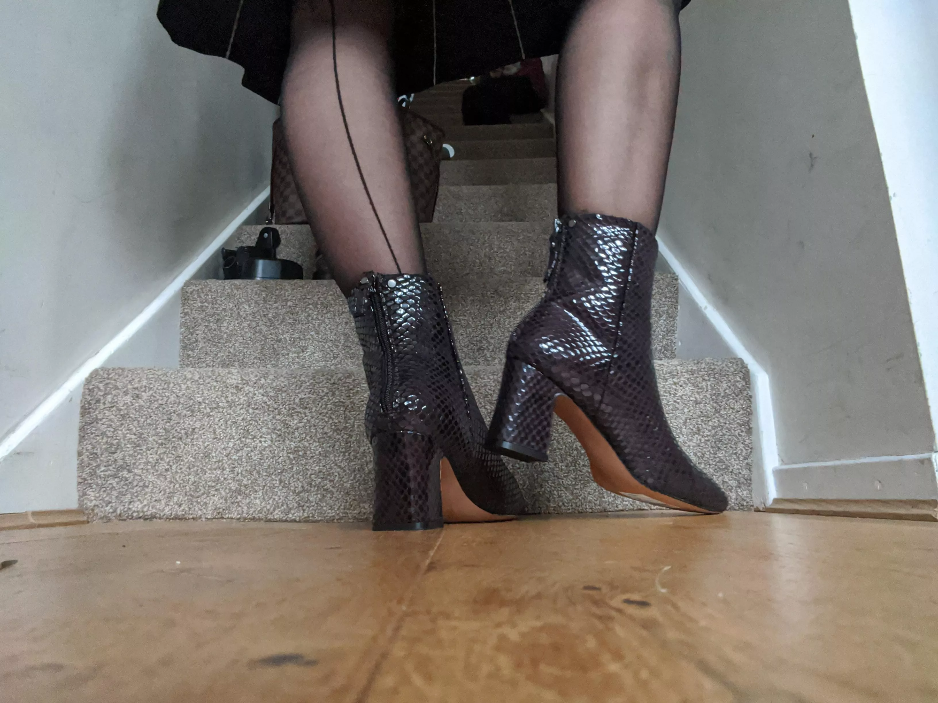 Someone come and straighten it up for me ☺️ Someone come and straighten it up for me ☺️