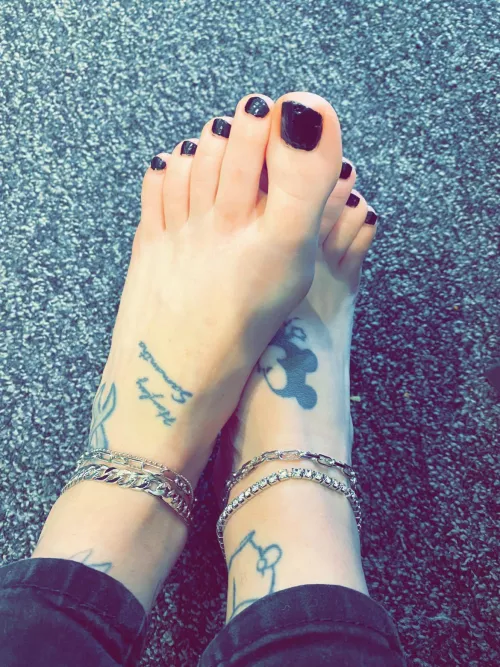 Someone come worship theseπ Someone come worship theseπ