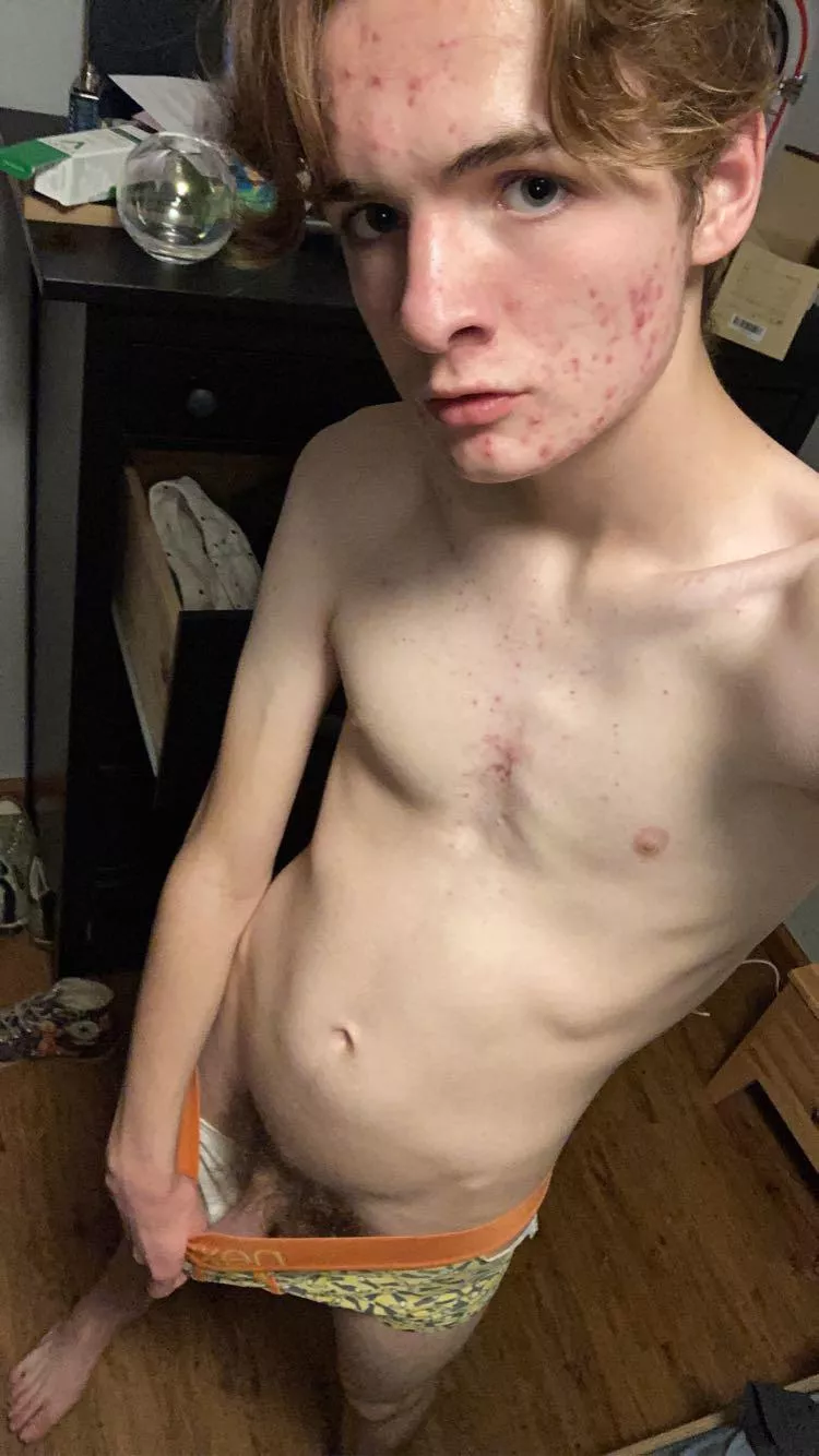 Someone give me a hand ?😈