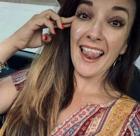 Someone is a happy girl ??