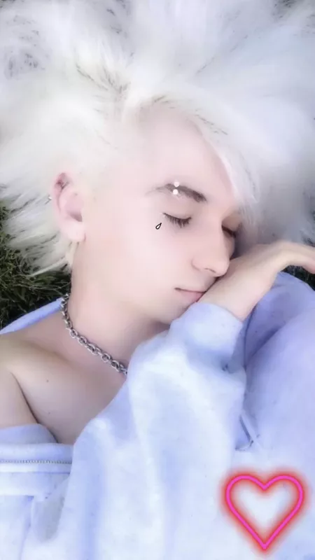 Someone play pokemmo with me k ty Someone play pokemmo with me k ty
