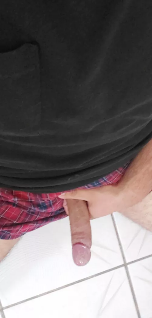 Someone please make me cum rn