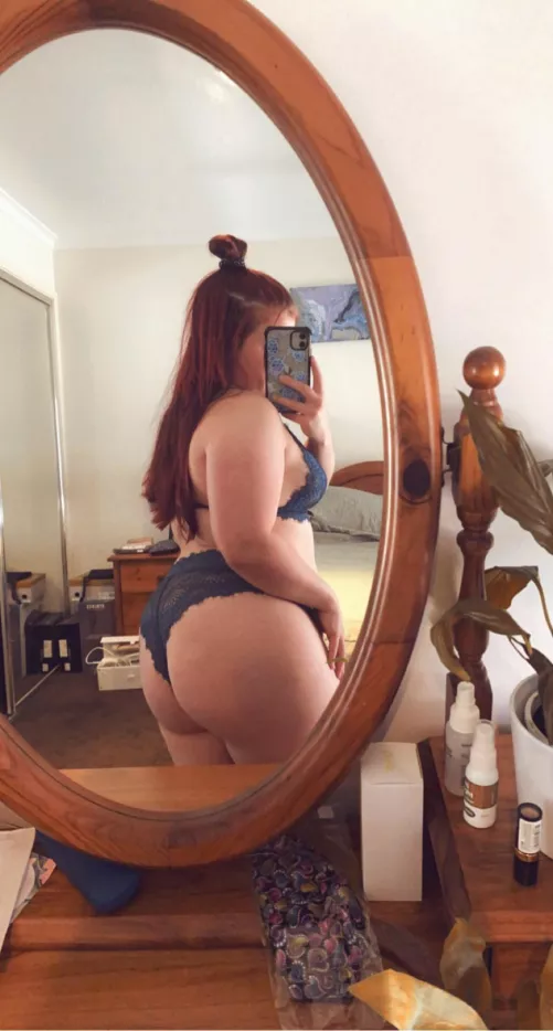 Someone should be behind me π