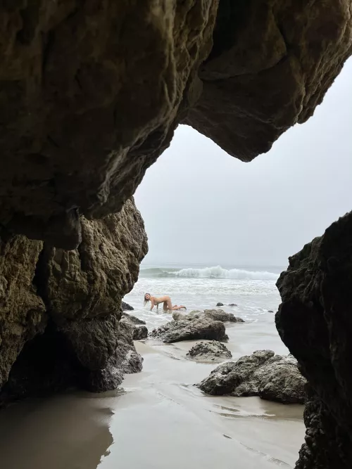 Someone spotted me at Matador Beach and sent me the photo!! 👀 Someone spotted me at Matador Beach and sent me the photo!! 👀