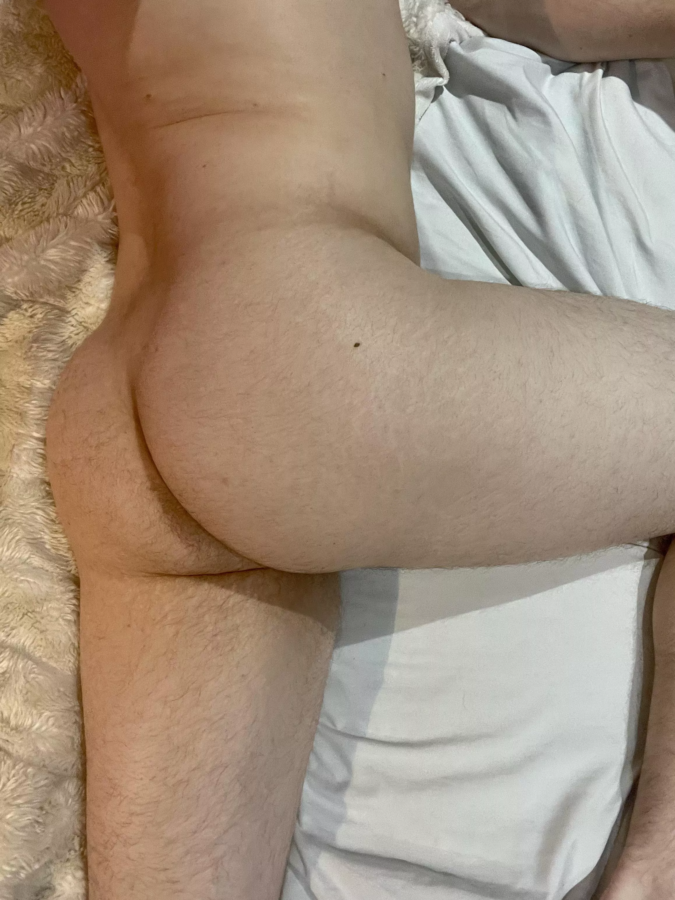 Someone tuck me in Someone tuck me in