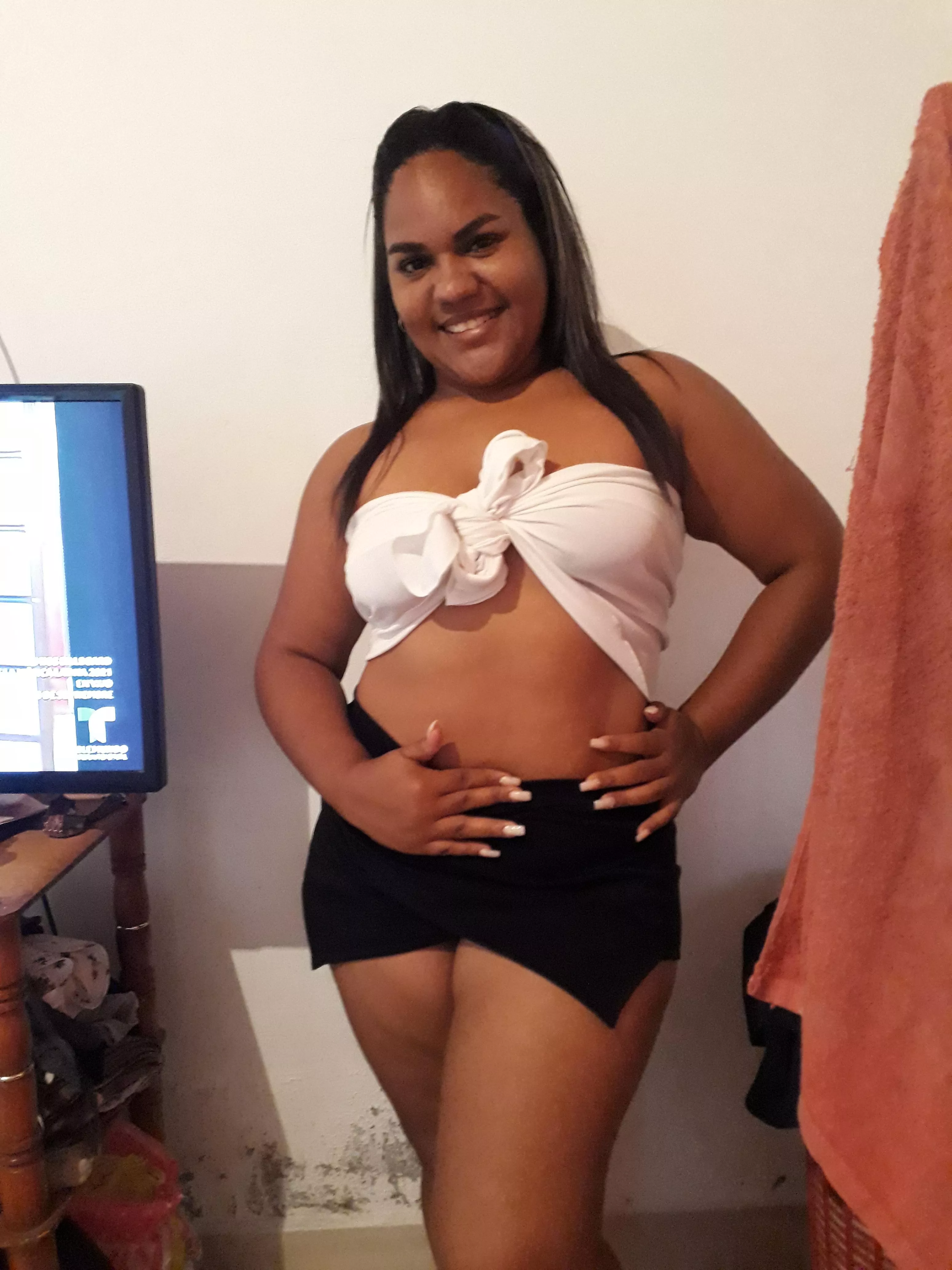 Someone who wants to help me keep getting fat. I will always show you my result and do what you ask me Someone who wants to help me keep getting fat. I will always show you my result and do what you ask me