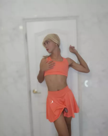 something came out under my skirt πππ₯