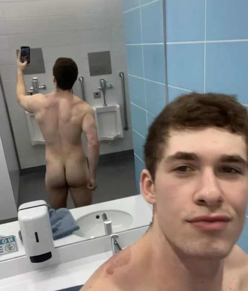 Something fun about getting totally nude In public bathrooms 😉