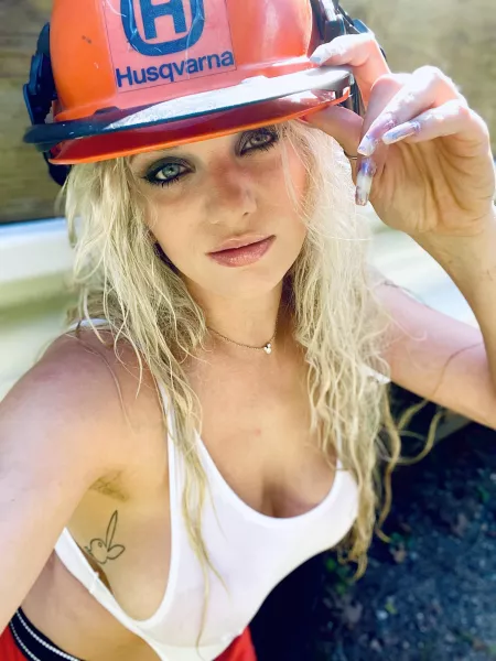 Sometimes I forget to shave 🙈